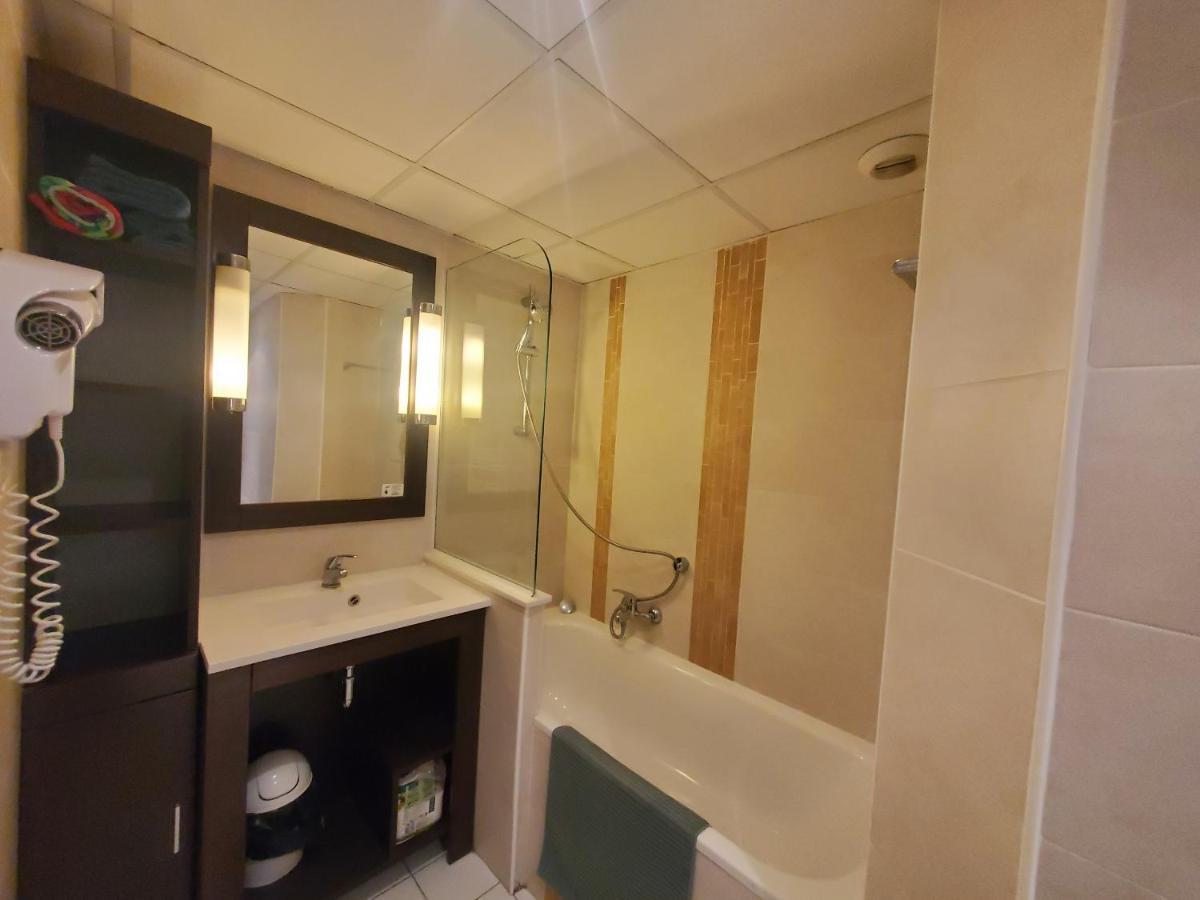 Cap Hermes Studio 31M2 Vue Port Climatise Piscine, Fréjus Buitenkant foto