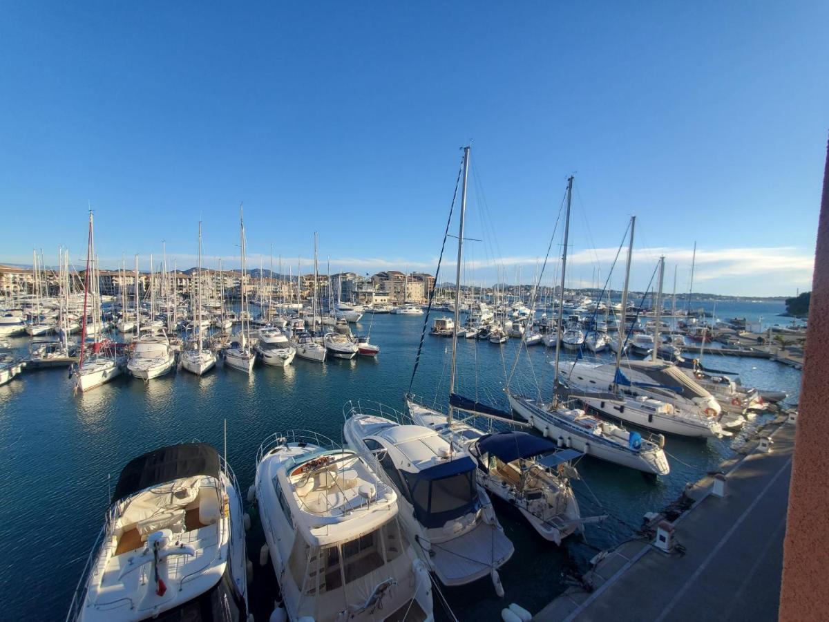 Cap Hermes Studio 31M2 Vue Port Climatise Piscine, Fréjus Buitenkant foto